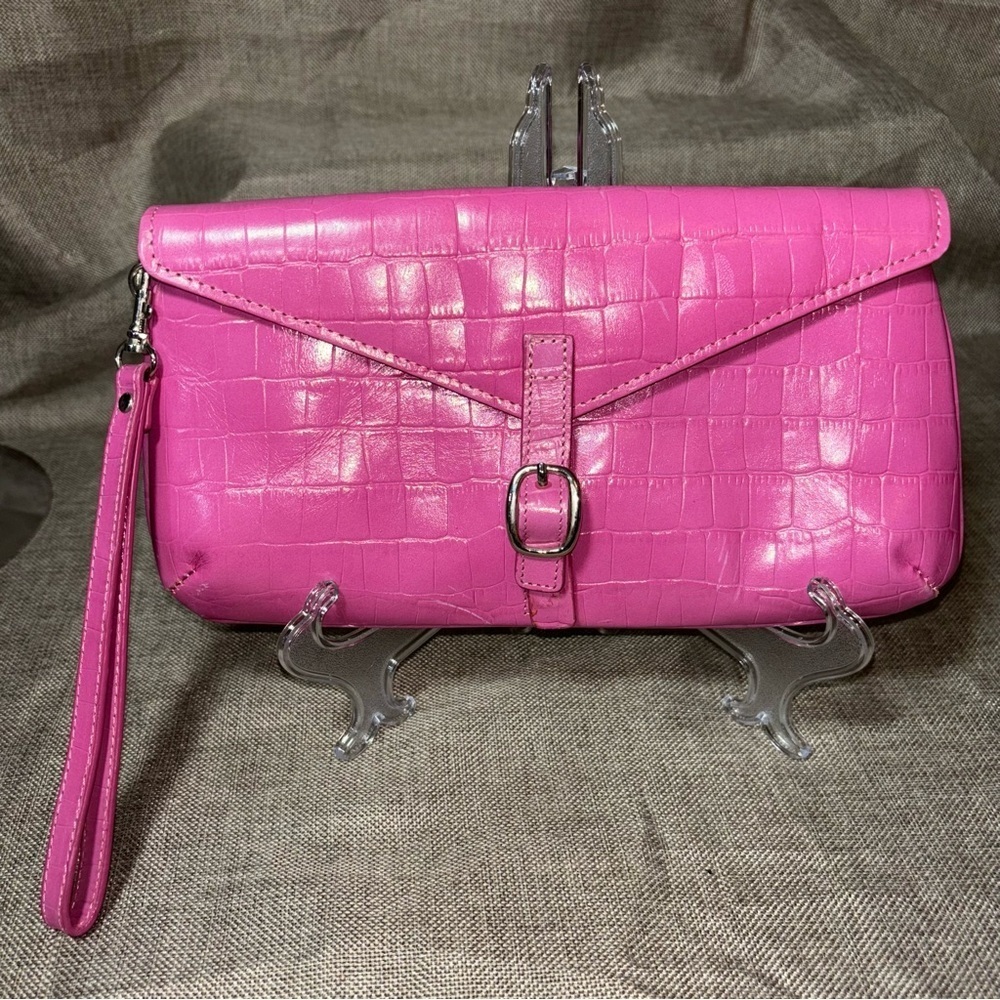 Anne Taylor LOFT Pink Faux Croc Wristlet Clutch